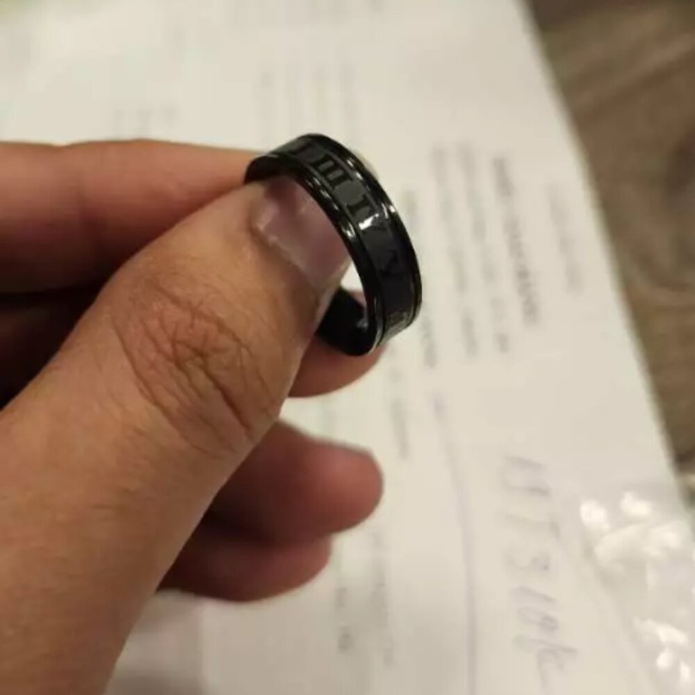 Round silver ring